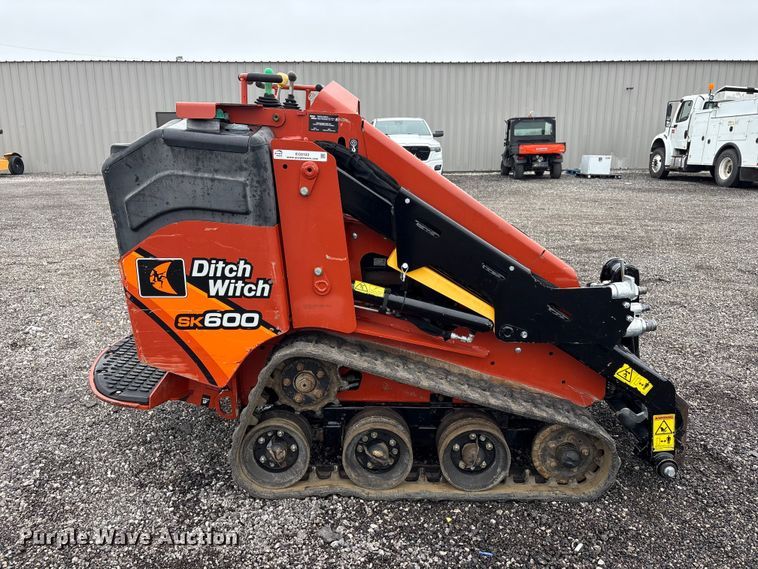image for item EG9103 2020 Ditch Witch SK600 compact utility loader