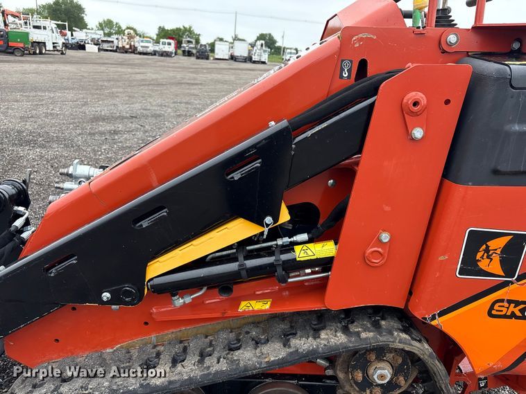 image for item EG9103 2020 Ditch Witch SK600 compact utility loader