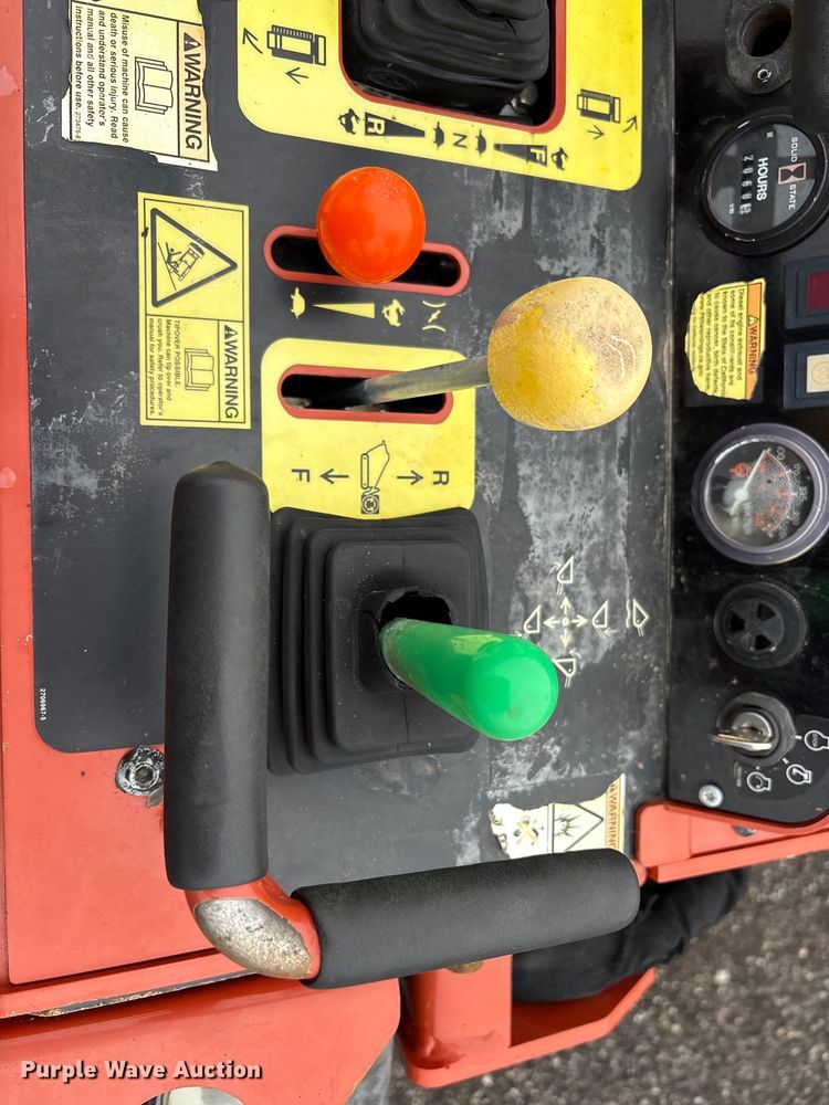 image for item EG9103 2020 Ditch Witch SK600 compact utility loader