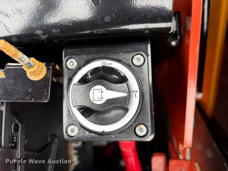 image for item EG9103 2020 Ditch Witch SK600 compact utility loader