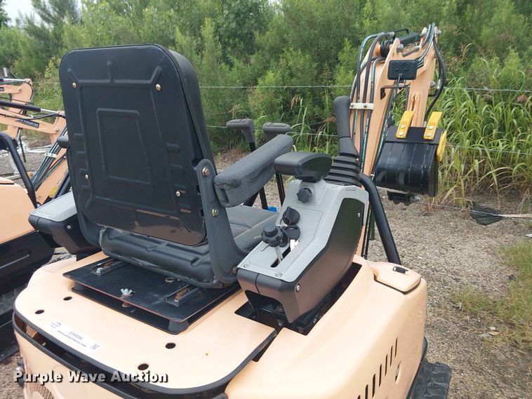 image for item EH4096 2024 Erie Industries EM15 mini excavator