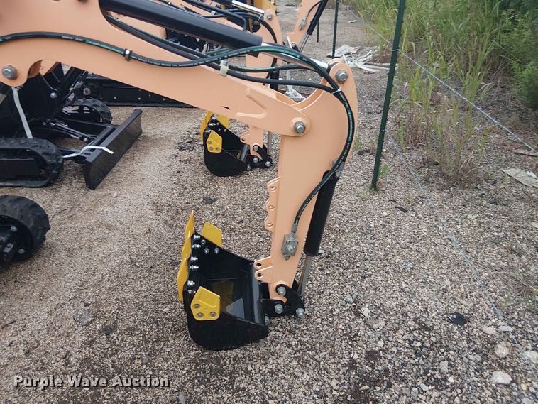 image for item EH4097 2024 Erie Industries EM15 mini excavator