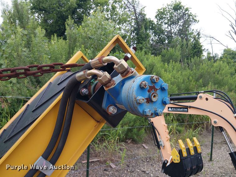 image for item EH4100 Valley Pioneer QSP135 jaw crusher