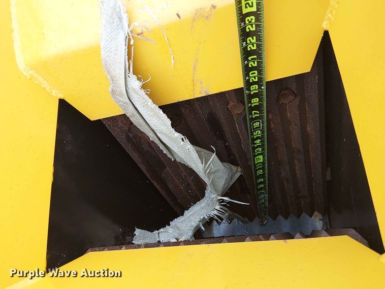 image for item EH4100 Valley Pioneer QSP135 jaw crusher