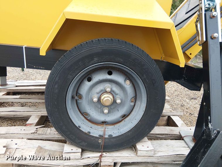 image for item EH4100 Valley Pioneer QSP135 jaw crusher