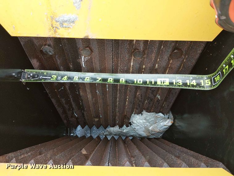 image for item EH4101 Valley Pioneer QSP135 jaw crusher