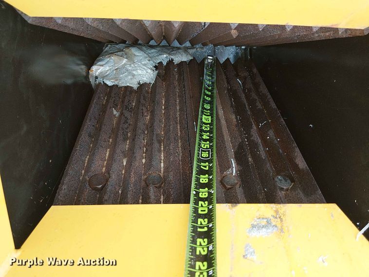 image for item EH4101 Valley Pioneer QSP135 jaw crusher