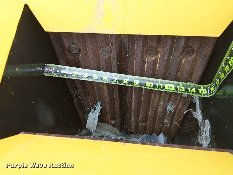 image for item EH4103 Valley Pioneer QSP135 jaw crusher