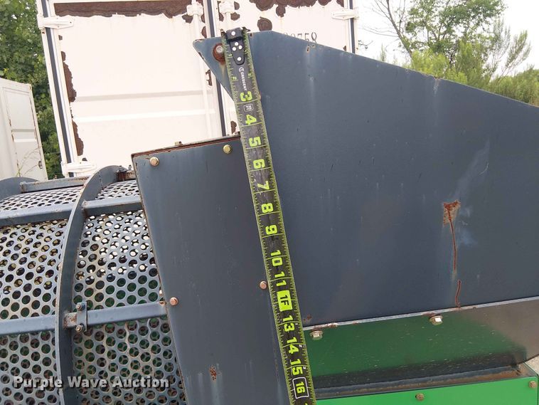 image for item EH4110 Erie Industries GF480 trommel screen