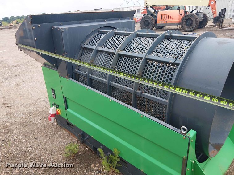 image for item EH4110 Erie Industries GF480 trommel screen