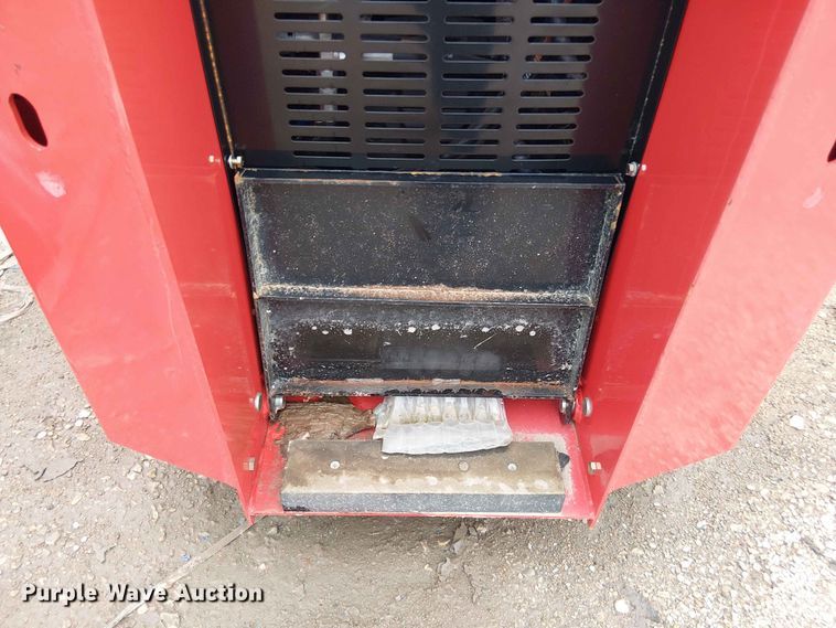 image for item EH4144 2024 Erie Industries SCL850 compact utility loader