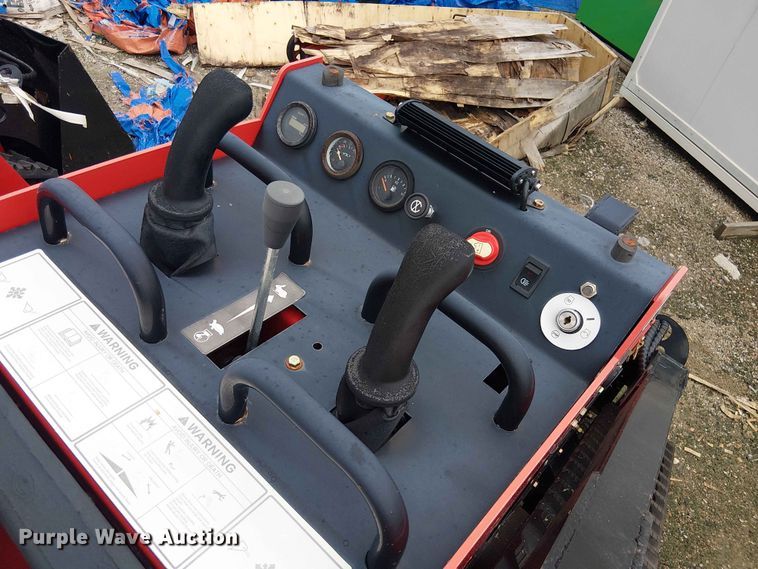 image for item EH4146 2024 Erie Industries SCL850 compact utility loader