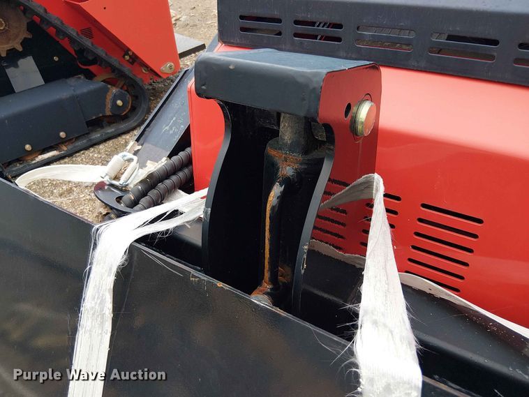 image for item EH4147 2024 Erie Industries SCL850 compact utility loader