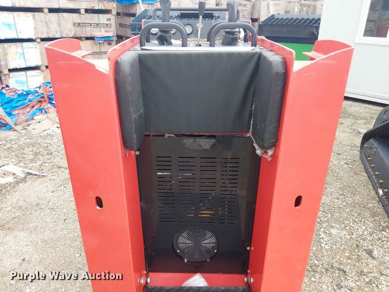 image for item EH4147 2024 Erie Industries SCL850 compact utility loader