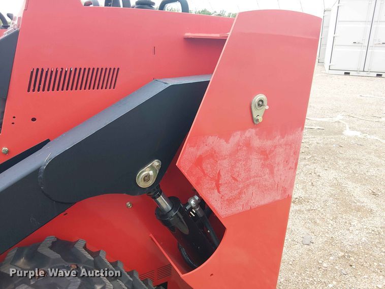 image for item EH4147 2024 Erie Industries SCL850 compact utility loader