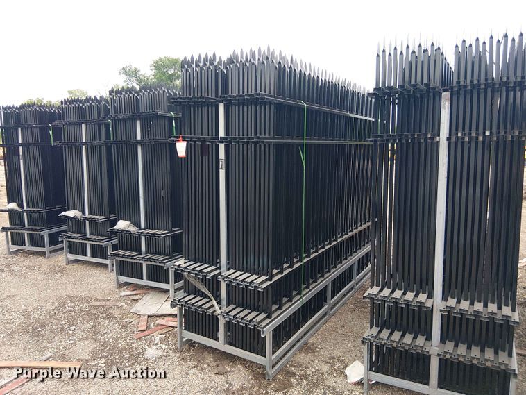 image for item EH4157 (22) 2024 Valley Pioneer F10 fence panels