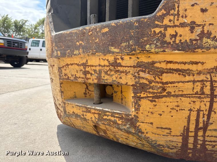 image for item EI5843 Caterpillar T50E forklift