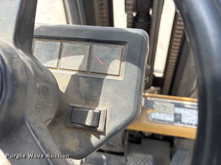 image for item EI5843 Caterpillar T50E forklift