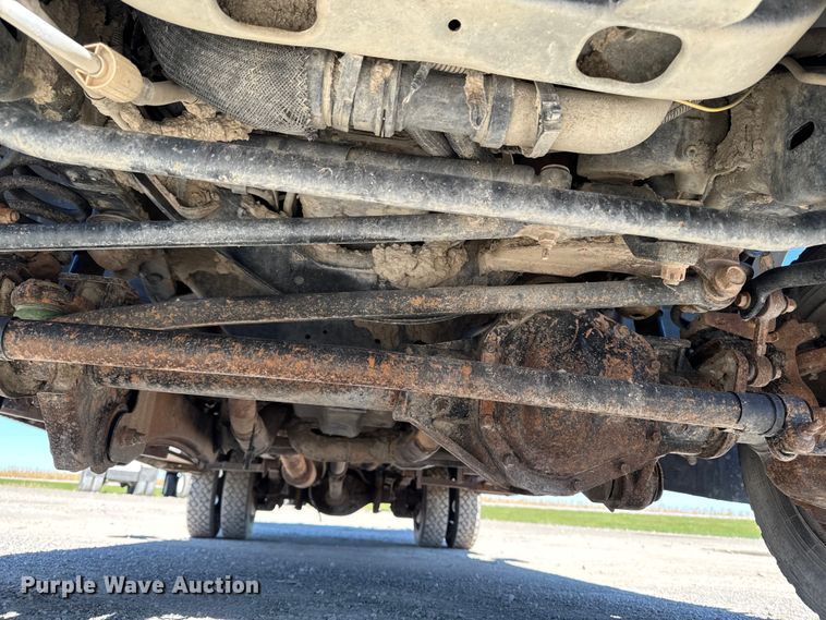 image for item EM2464 2008 Ford F450 XL Super Duty Crew Cab flatbed truck
