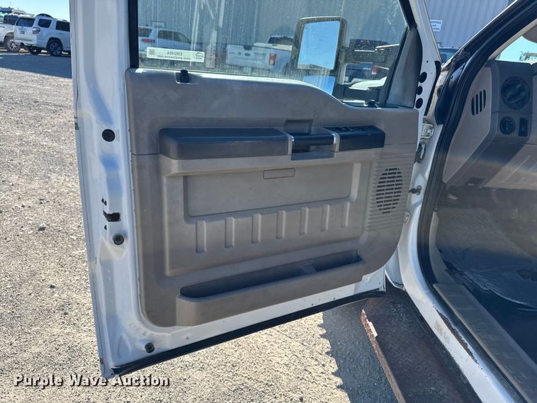 image for item EM2464 2008 Ford F450 XL Super Duty Crew Cab flatbed truck