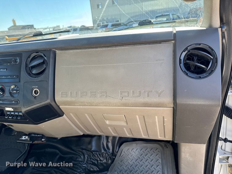 image for item EM2464 2008 Ford F450 XL Super Duty Crew Cab flatbed truck