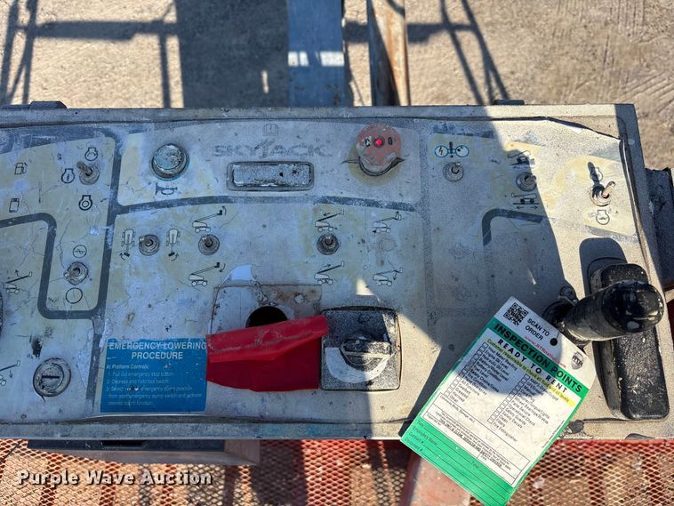 image for item EM8615 SkyJack SJ61T boom lift