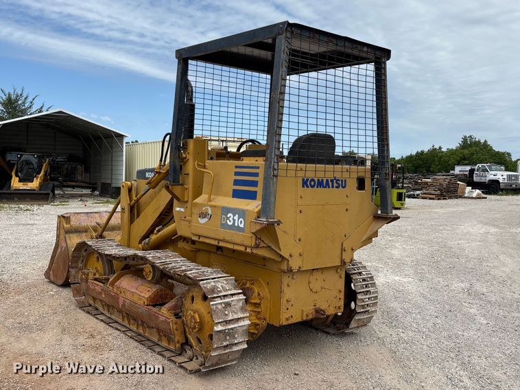 image for item EO4282 1980 Komatsu D31Q-16 dozer