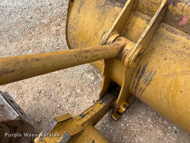 image for item EO4282 1980 Komatsu D31Q-16 dozer