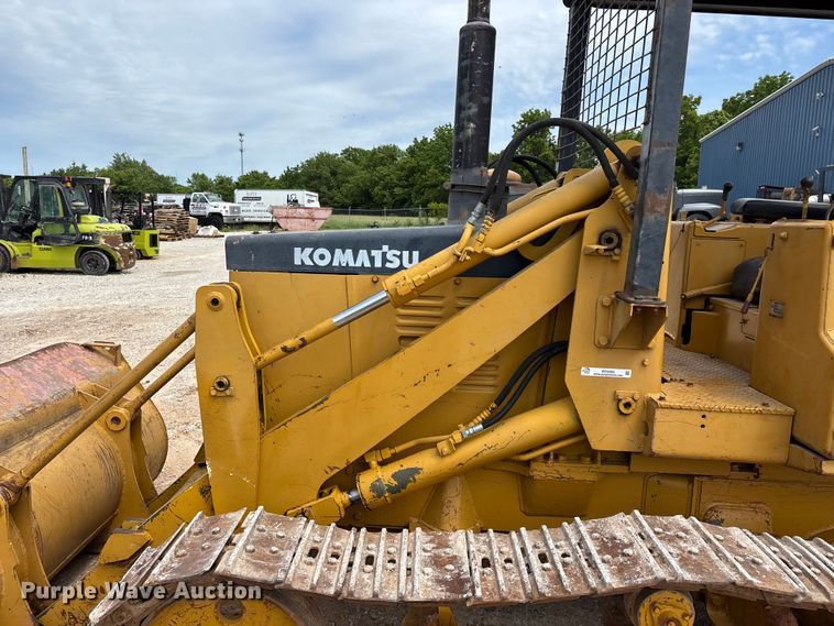 image for item EO4282 1980 Komatsu D31Q-16 dozer