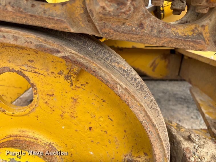 image for item EO4282 1980 Komatsu D31Q-16 dozer