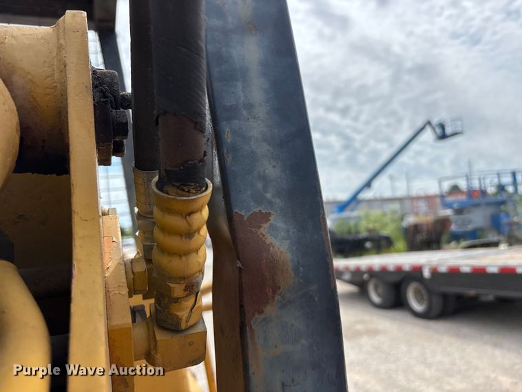 image for item EO4282 1980 Komatsu D31Q-16 dozer