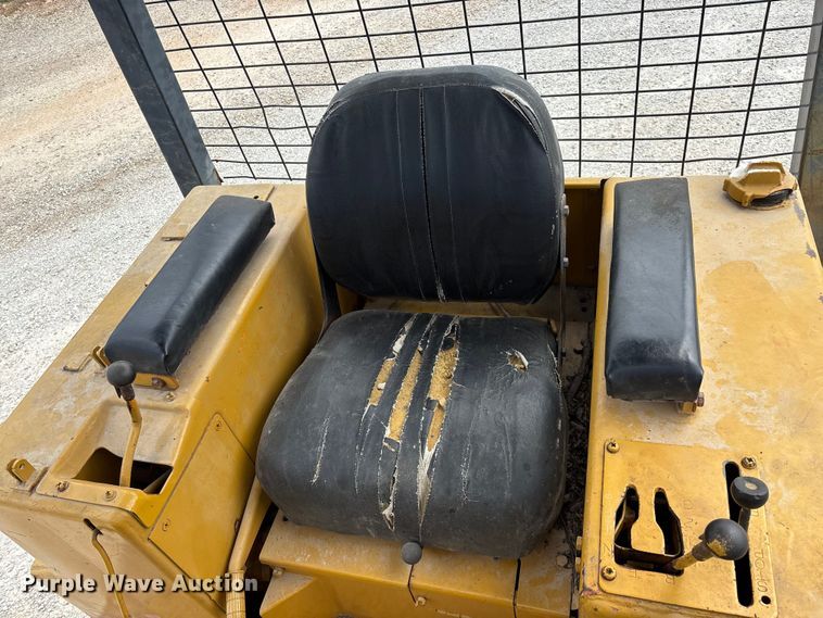 image for item EO4282 1980 Komatsu D31Q-16 dozer
