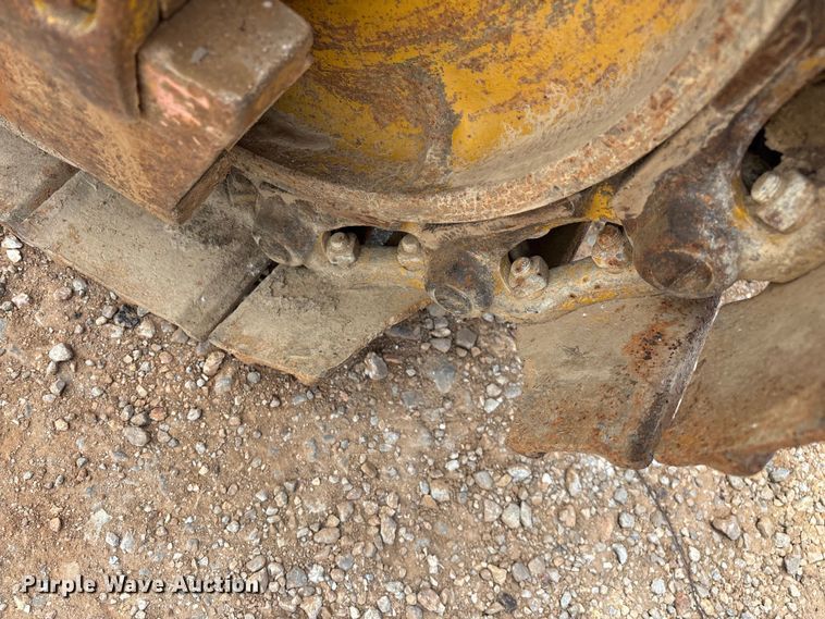 image for item EO4282 1980 Komatsu D31Q-16 dozer