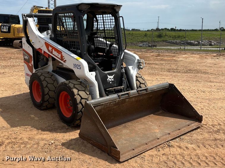 image for item EO4283 2023 Bobcat S64 skid steer loader