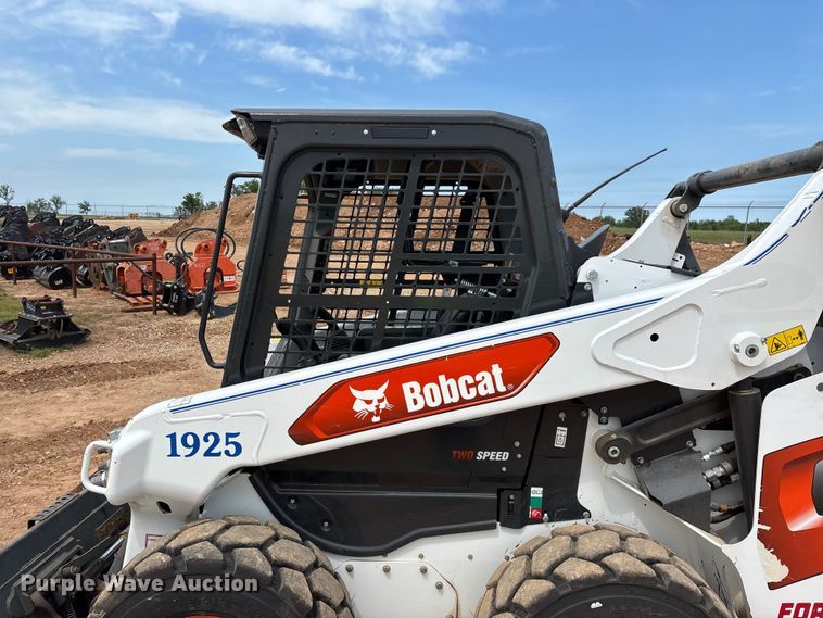 image for item EO4283 2023 Bobcat S64 skid steer loader