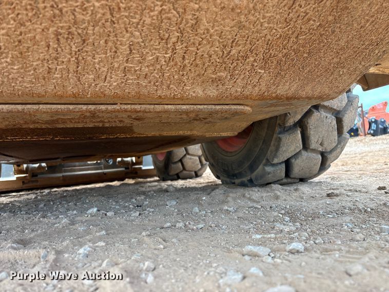 image for item EO4283 2023 Bobcat S64 skid steer loader