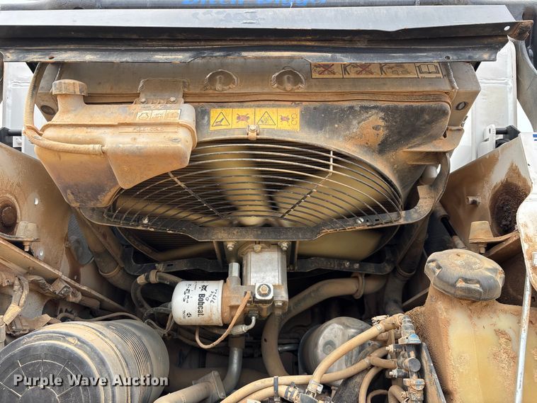image for item EO4283 2023 Bobcat S64 skid steer loader
