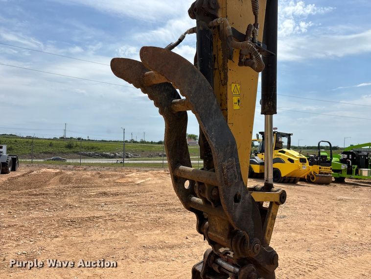 image for item EO4284 2015 Caterpillar 308E2CR mini excavator