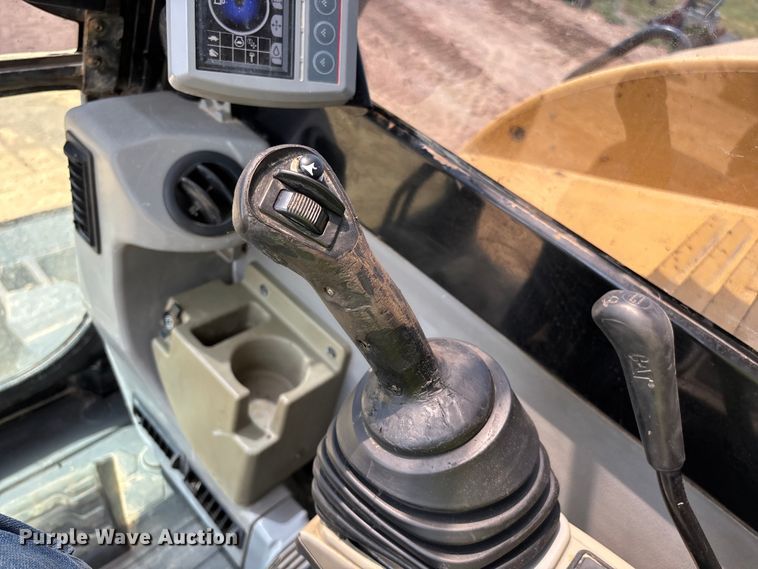 image for item EO4284 2015 Caterpillar 308E2CR mini excavator