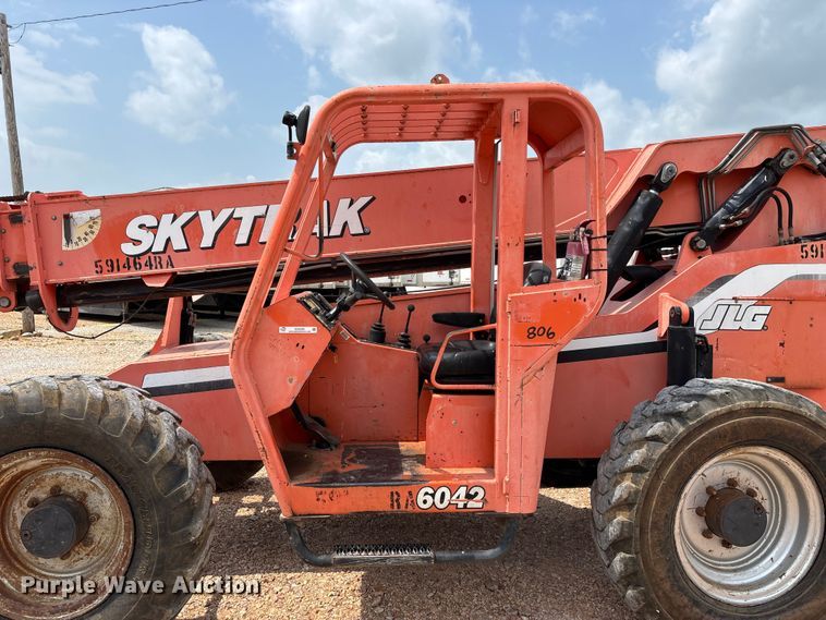 image for item EO4290 2006 JLG Skytrak 6042 telehandler