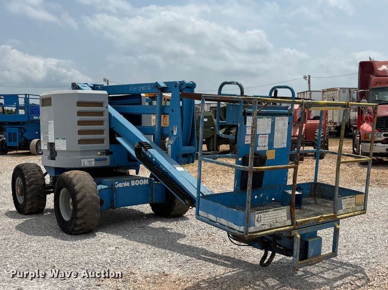 image for item EO4293 1998 Genie Z-45/22 boom lift