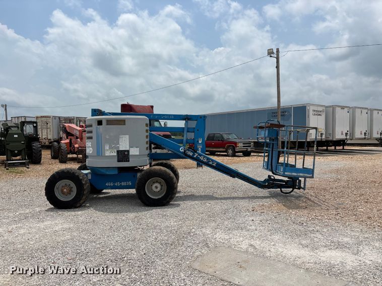 image for item EO4293 1998 Genie Z-45/22 boom lift