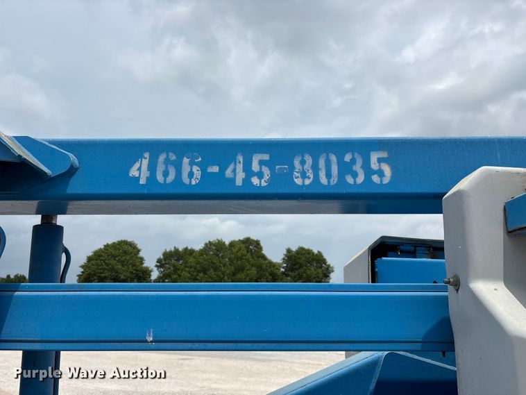 image for item EO4293 1998 Genie Z-45/22 boom lift