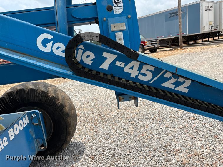 image for item EO4293 1998 Genie Z-45/22 boom lift