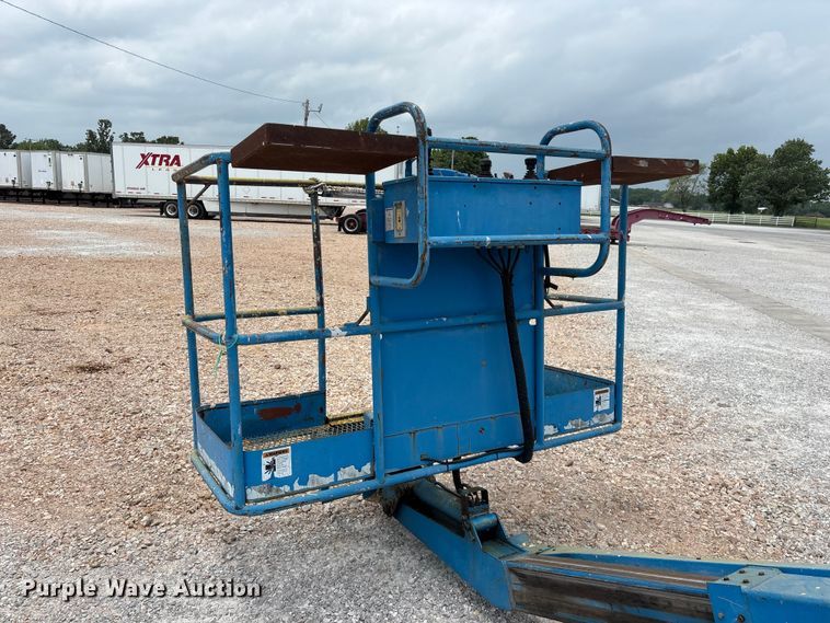 image for item EO4293 1998 Genie Z-45/22 boom lift