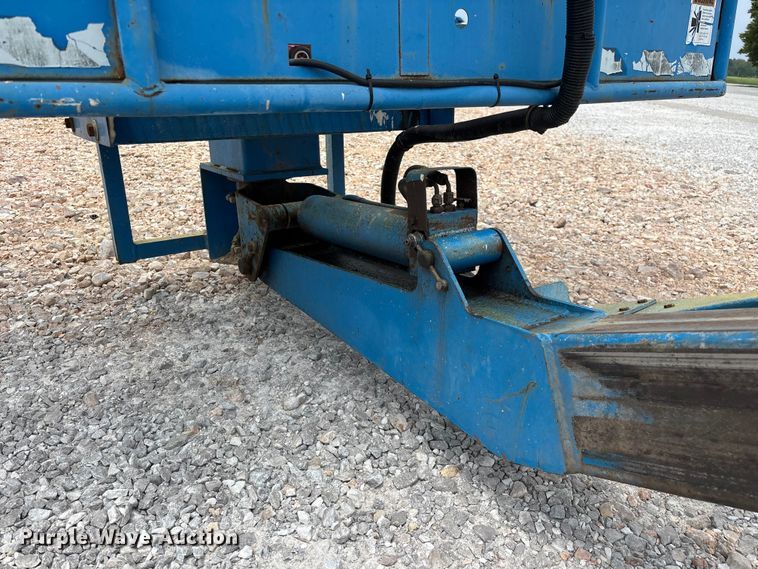 image for item EO4293 1998 Genie Z-45/22 boom lift
