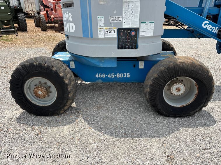image for item EO4293 1998 Genie Z-45/22 boom lift
