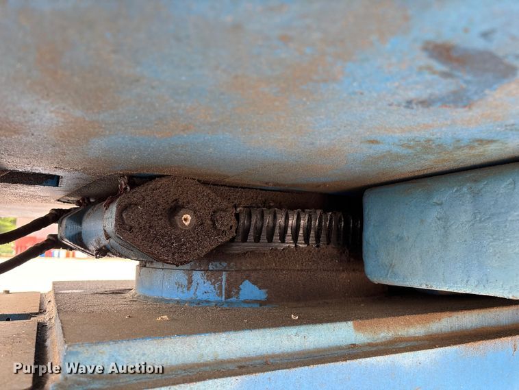 image for item EO4293 1998 Genie Z-45/22 boom lift