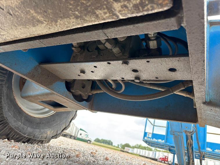 image for item EO4293 1998 Genie Z-45/22 boom lift