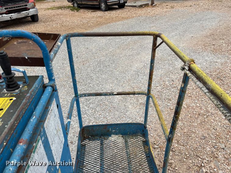 image for item EO4293 1998 Genie Z-45/22 boom lift